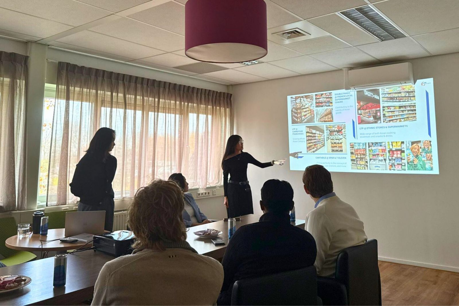 Welcome students from IBHS Amsterdam to our LTP Import Export B.V. office in Hoofddorp